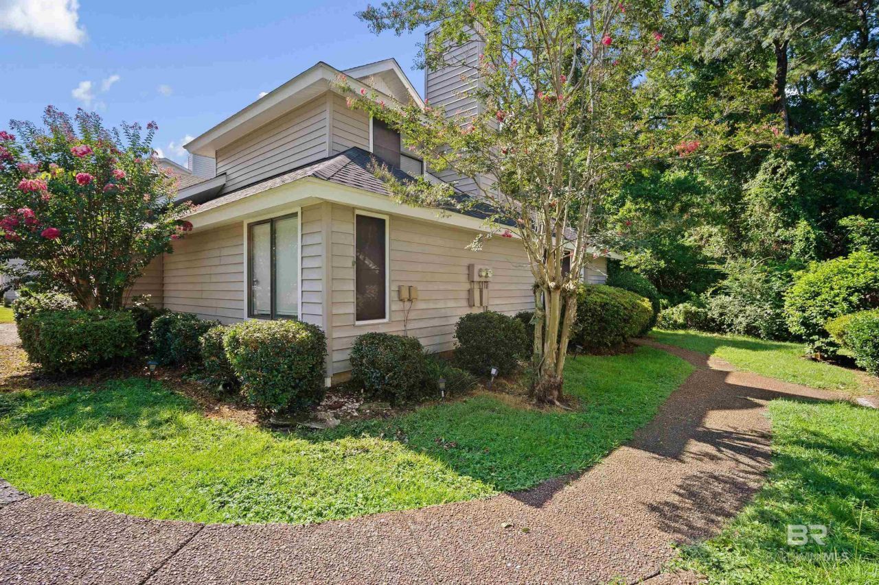 6445 Cedar Bend Court, Unit F, Mobile, AL 36608 Main Photo
