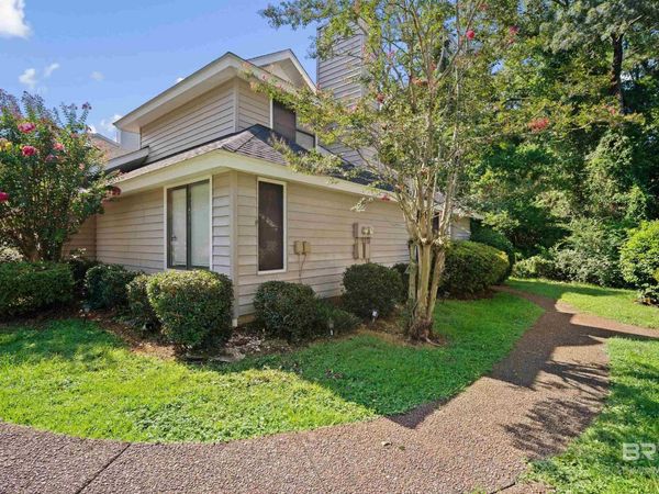 6445 Cedar Bend Court, Unit F, Mobile, AL 36608