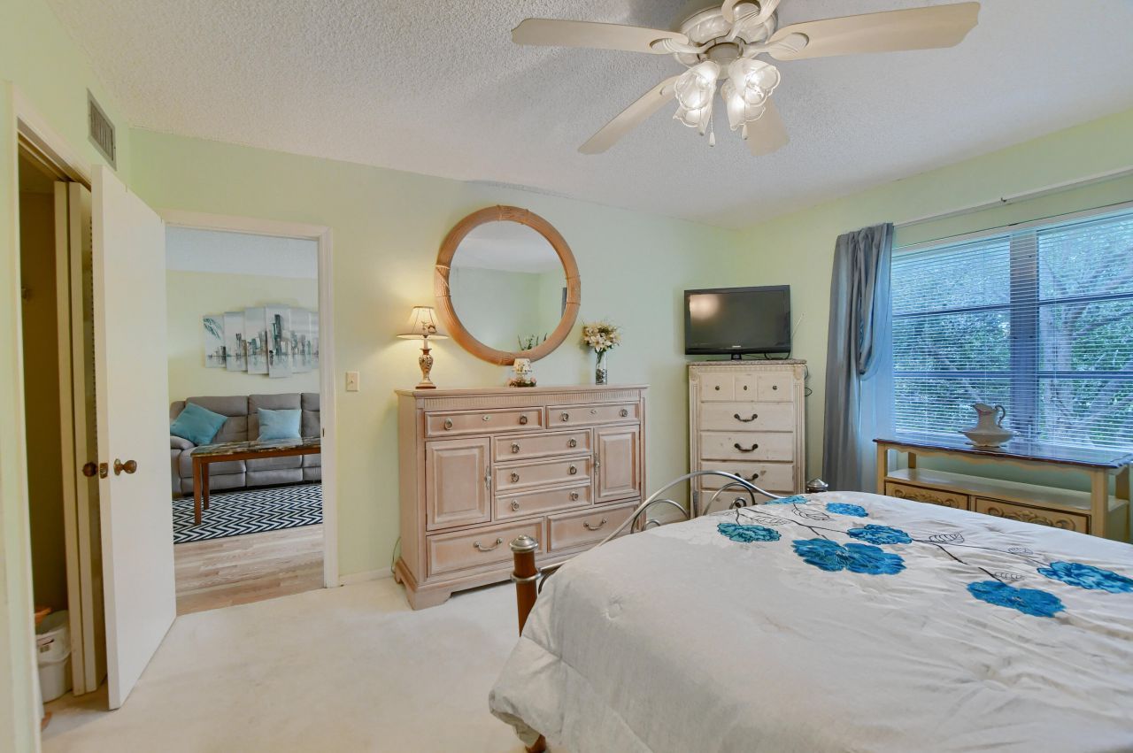 9826 Marina Boulevard, Unit 1027, Boca Raton, FL 33428 Photo