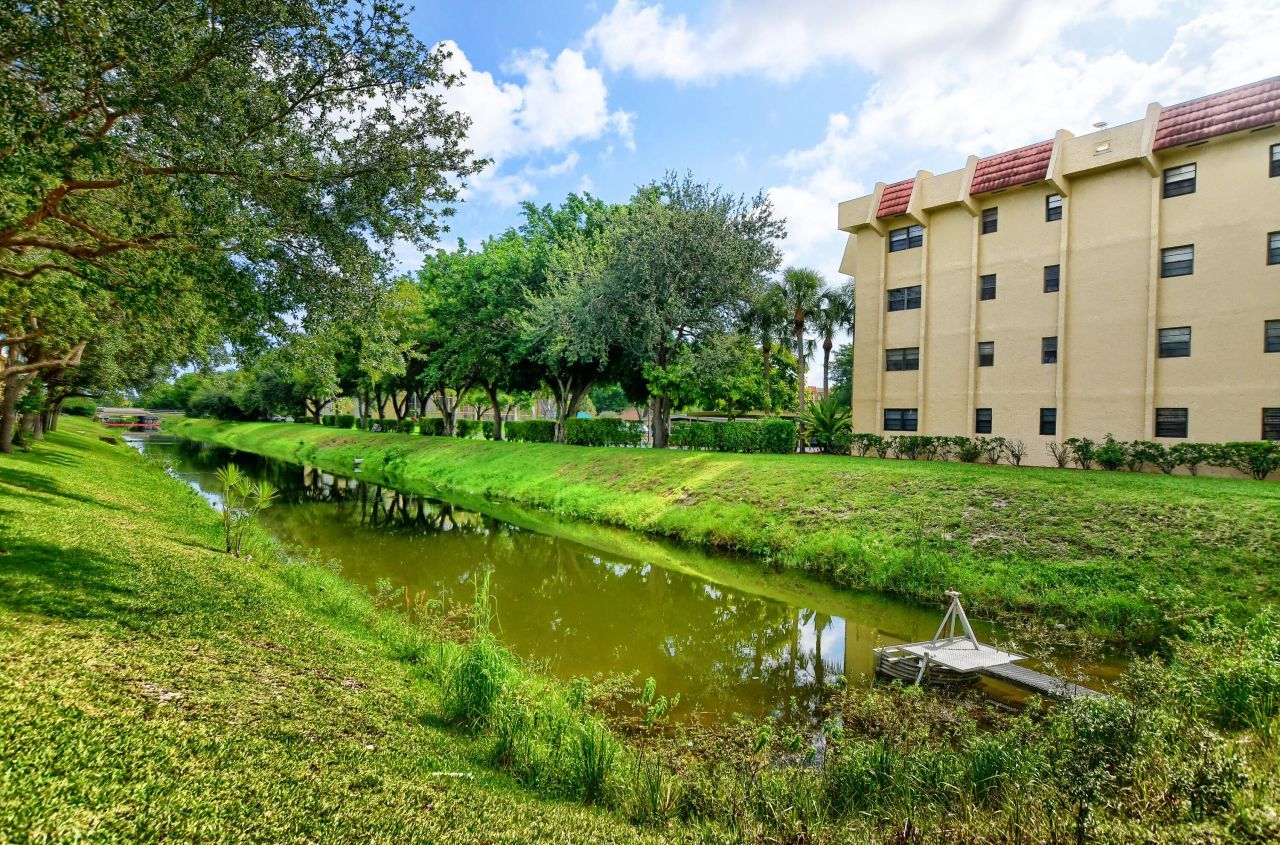 9826 Marina Boulevard, Unit 1027, Boca Raton, FL 33428 Photo