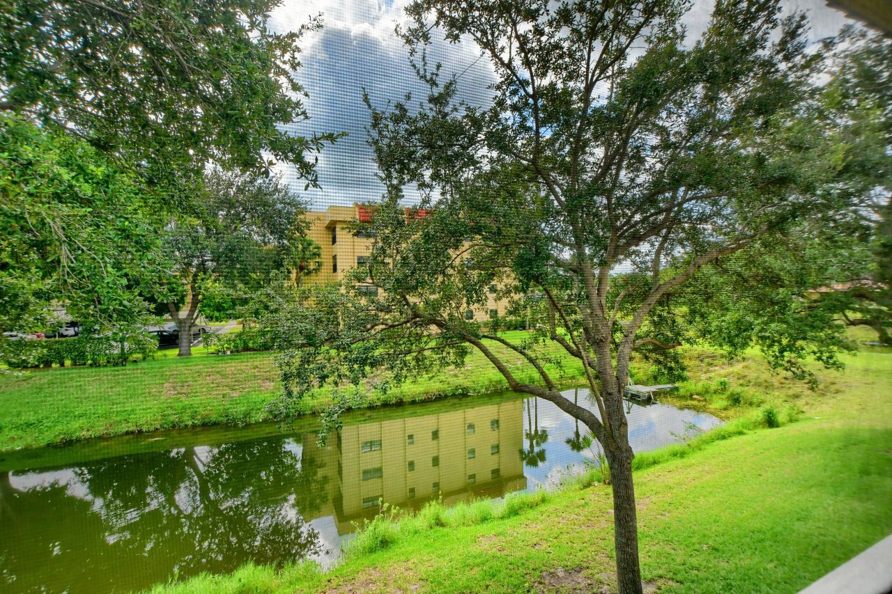 9826 Marina Boulevard, Unit 1027, Boca Raton, FL 33428 Photo