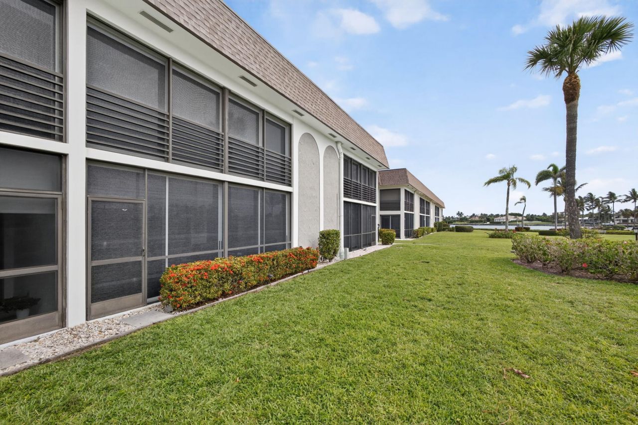 755 Saturn Street, Unit C105, Jupiter, FL 33477 Photo