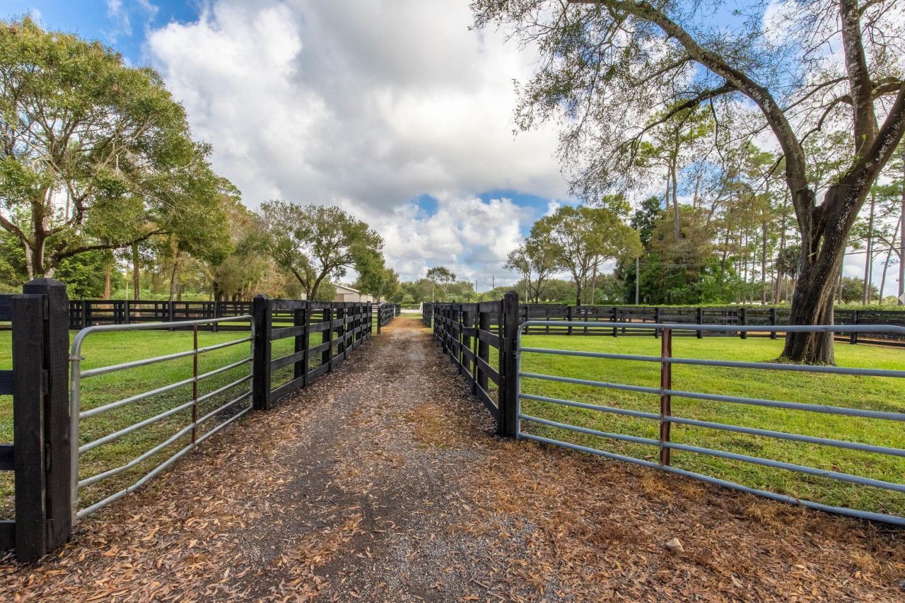 13529 E Citrus Drive, Loxahatchee Groves, FL 33470 Photo