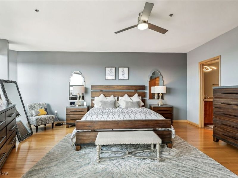 701 W Lakeside Avenue, Unit 1008, Cleveland, OH 44113 Photo 22