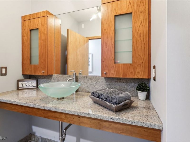 701 W Lakeside Avenue, Unit 1008, Cleveland, OH 44113 Photo 5