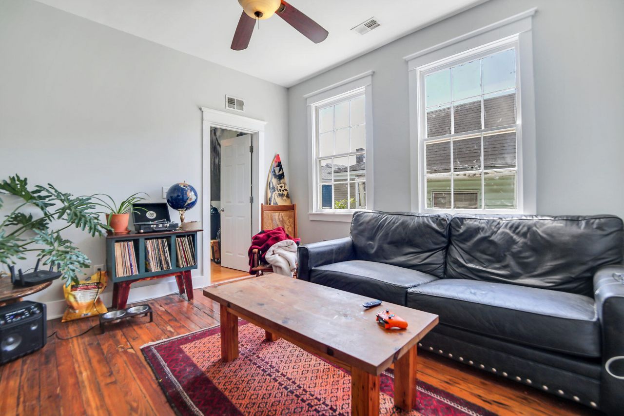 66 America Street Photo 9