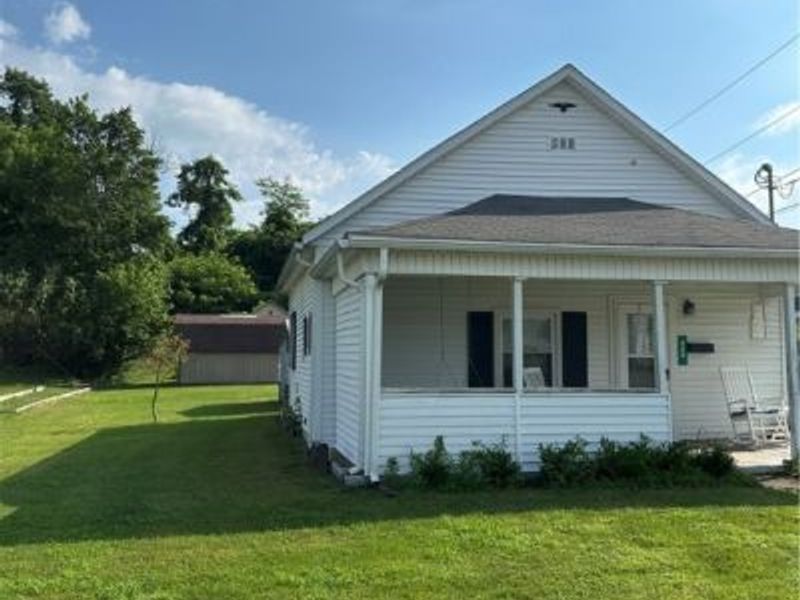 208 Center Street, Woodsfield, OH 43793 Photo 2