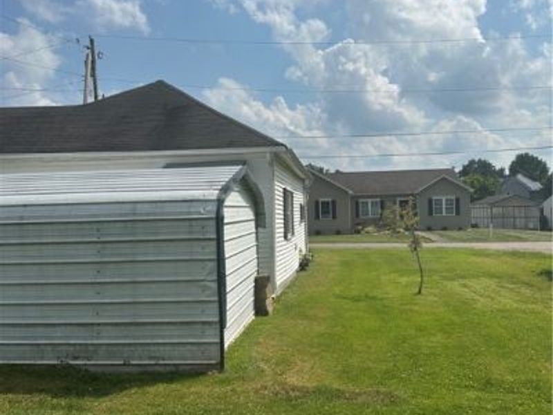 208 Center Street, Woodsfield, OH 43793 Photo 38