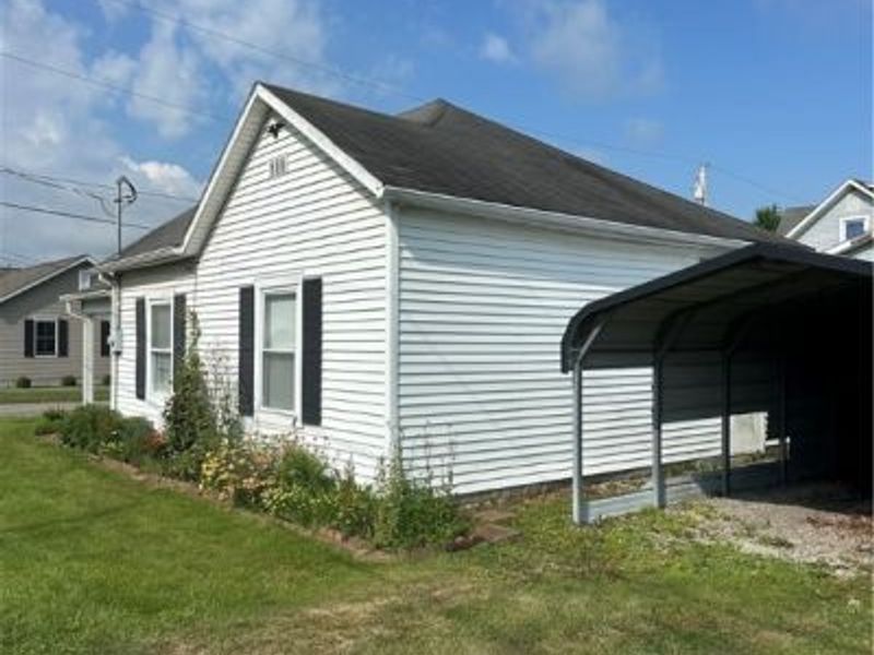 208 Center Street, Woodsfield, OH 43793 Photo 4