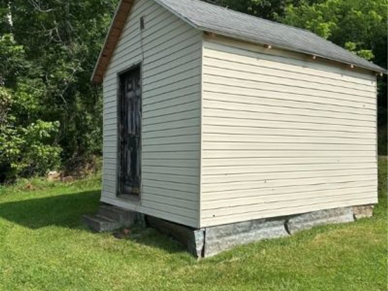 208 Center Street, Woodsfield, OH 43793 Photo 5