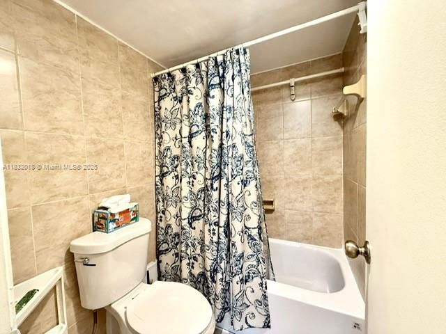 200 178th Dr, Unit 409, Sunny Isles Beach, FL 33160 Photo