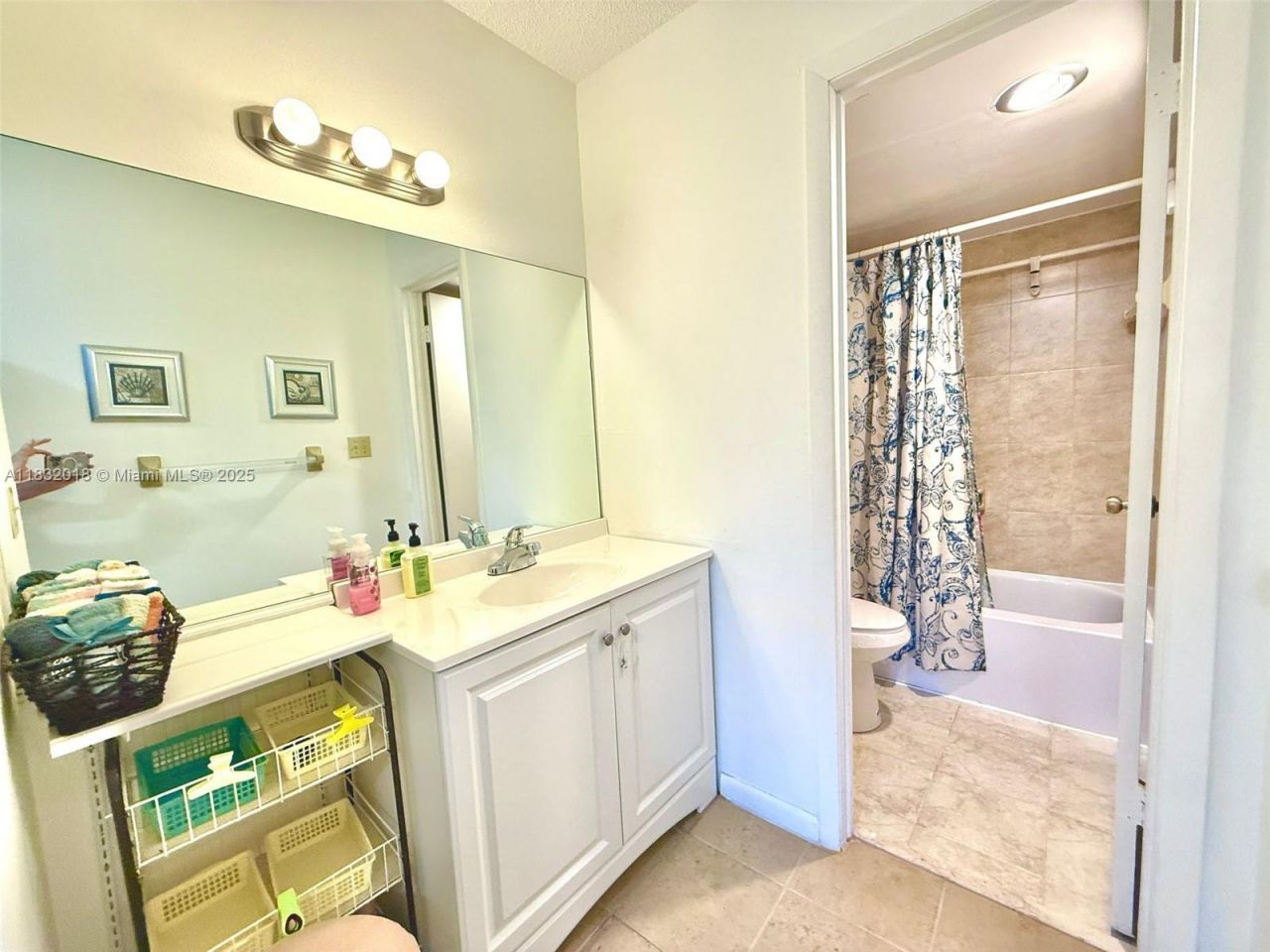 200 178th Dr, Unit 409, Sunny Isles Beach, FL 33160 Photo