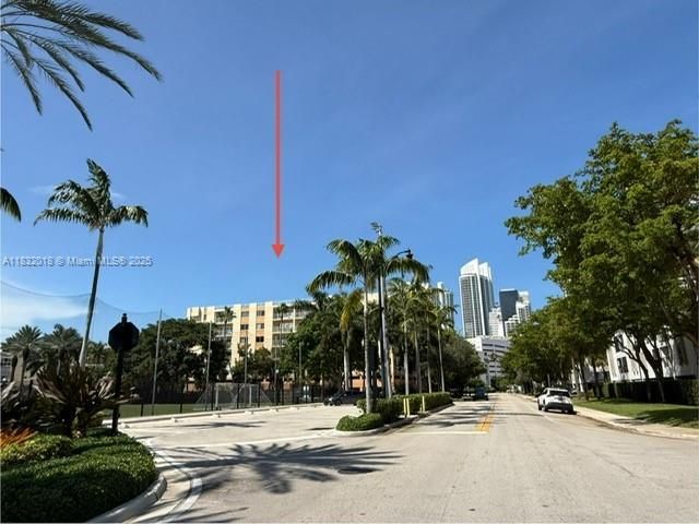 200 178th Dr, Unit 409, Sunny Isles Beach, FL 33160 Photo