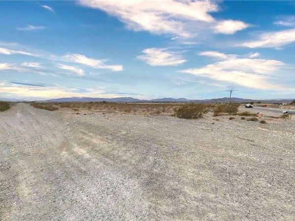 1580 E Mesquite Avenue, Pahrump, NV 89060