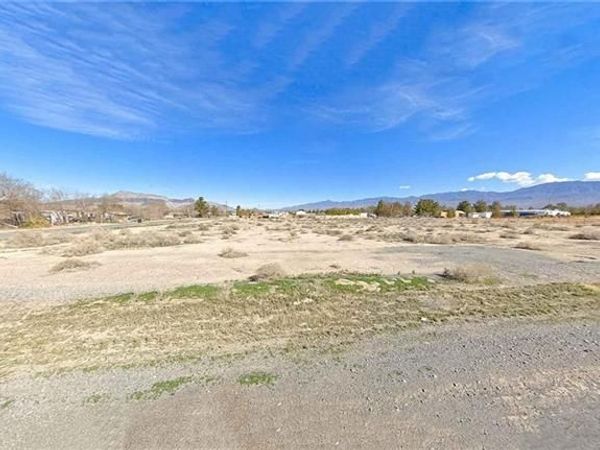 1610 W Mesquite Avenue, Pahrump, NV 89060
