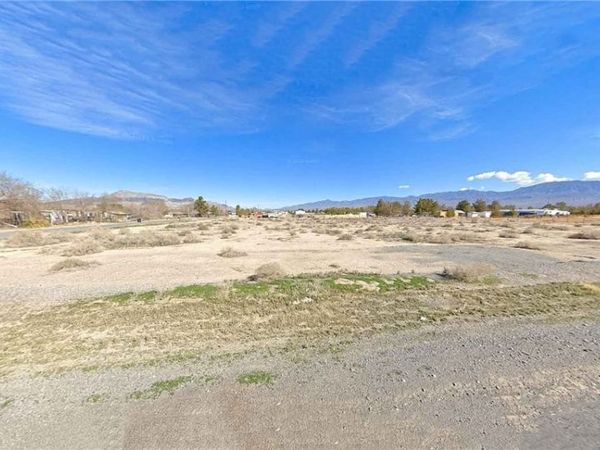 1610 W Mesquite Avenue, Pahrump, NV 89060