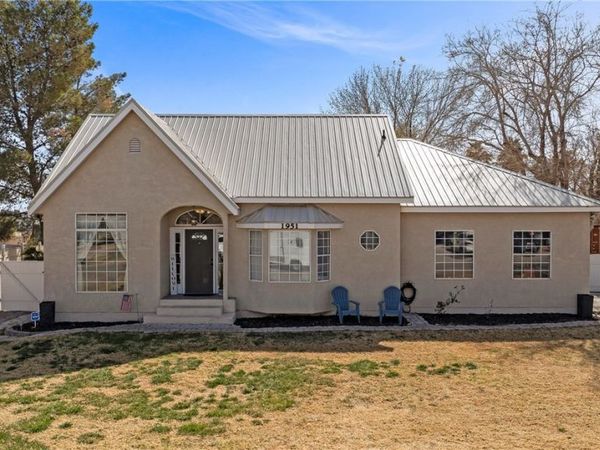 1951 Jim Haworth Court, Logandale, NV 89021