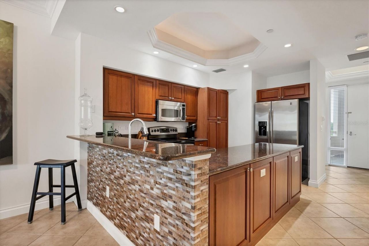 8111 Lakewood Main Street, Unit 305, Lakewood Ranch, FL 34202 Photo