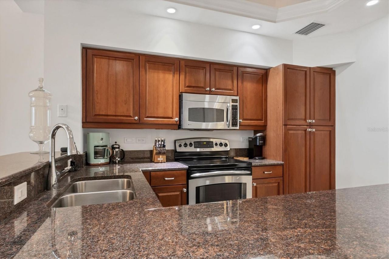 8111 Lakewood Main Street, Unit 305, Lakewood Ranch, FL 34202 Photo