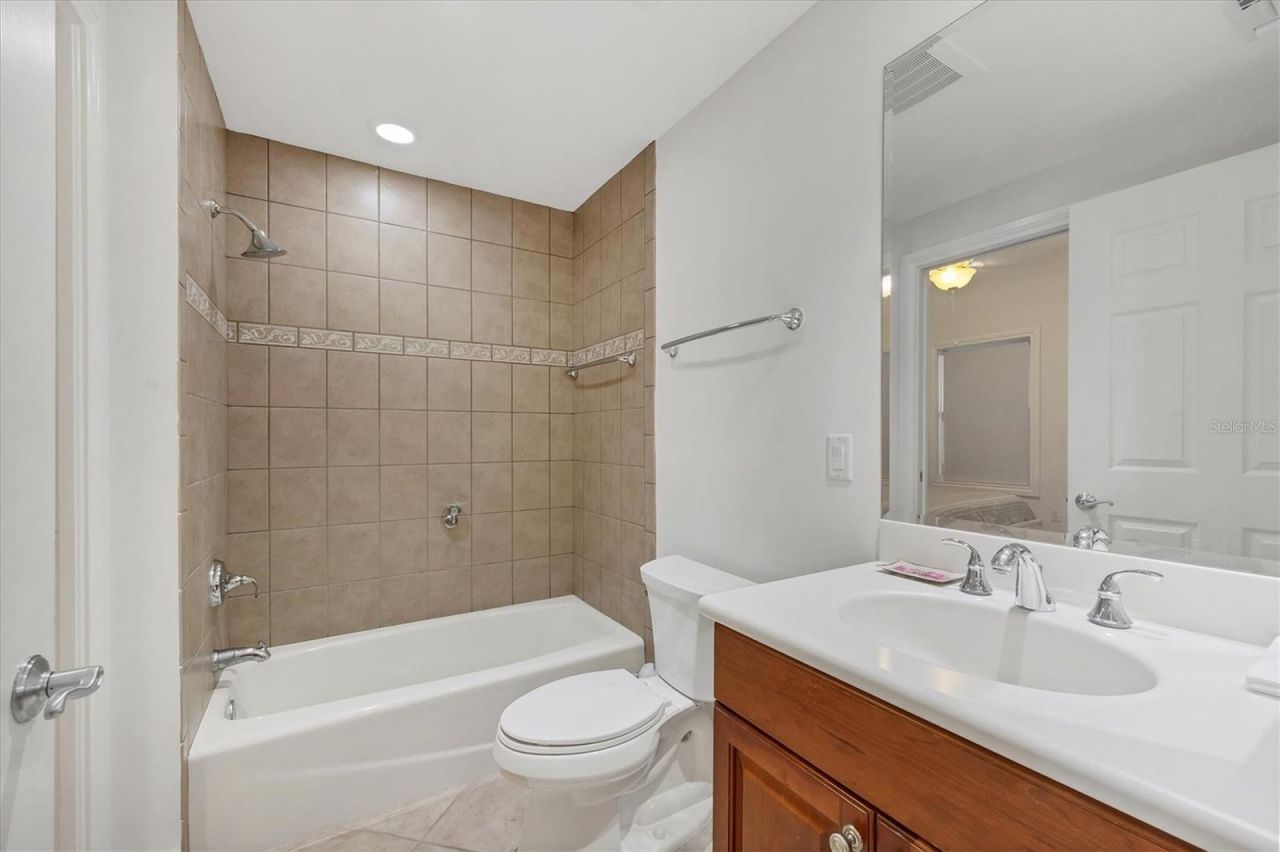 8111 Lakewood Main Street, Unit 305, Lakewood Ranch, FL 34202 Photo