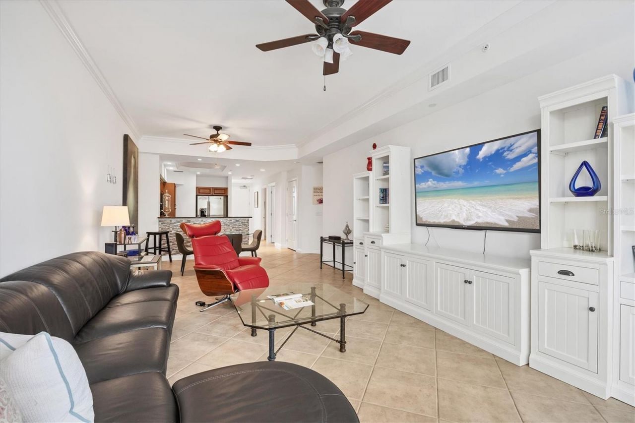 8111 Lakewood Main Street, Unit 305, Lakewood Ranch, FL 34202 Photo