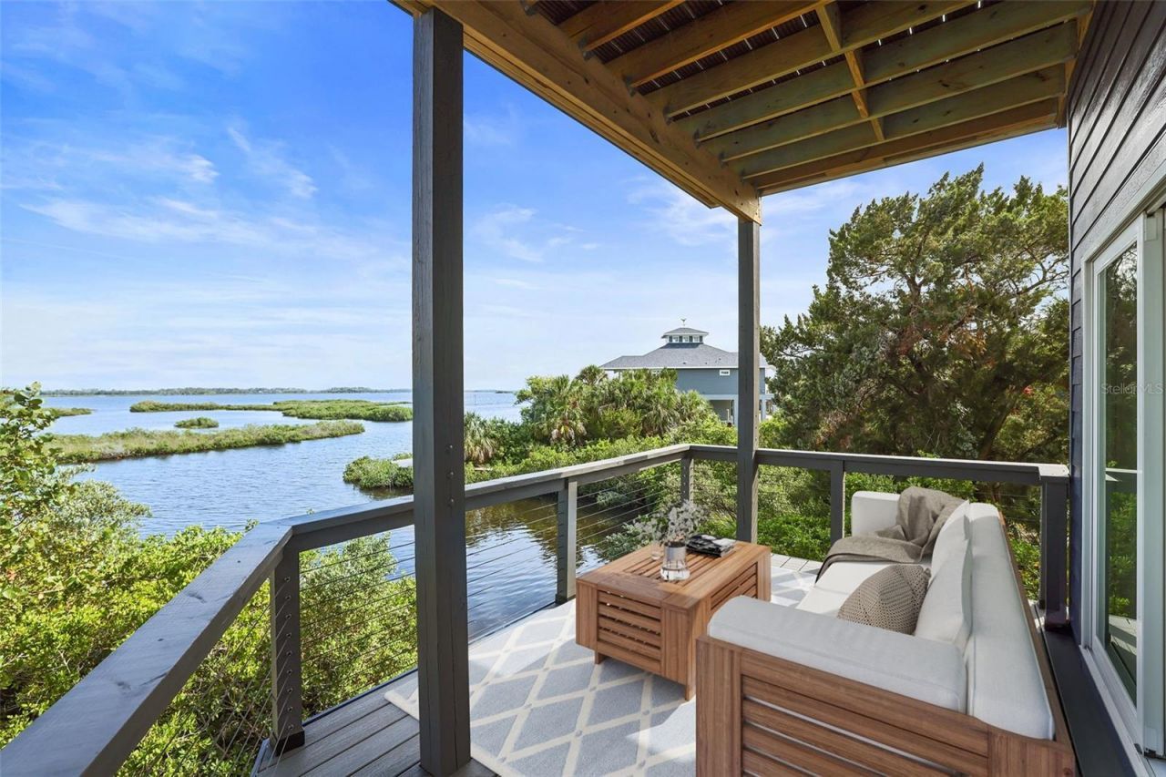 10701 Pine Island Drive, Weeki Wachee, FL 34607 Photo