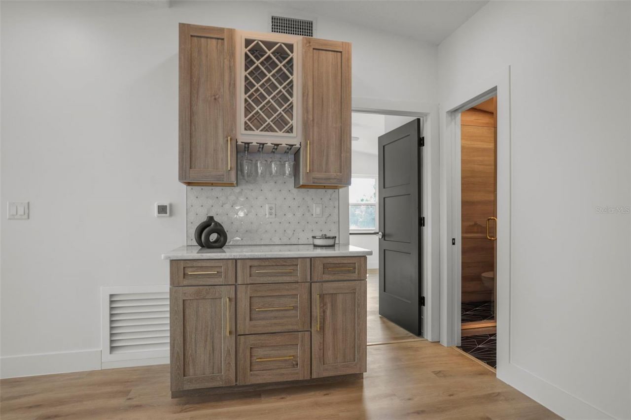 10701 Pine Island Drive, Weeki Wachee, FL 34607 Photo