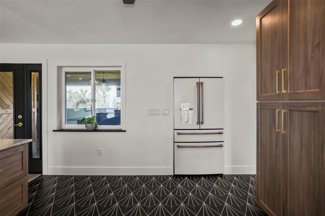 10701 Pine Island Drive, Weeki Wachee, FL 34607 Photo