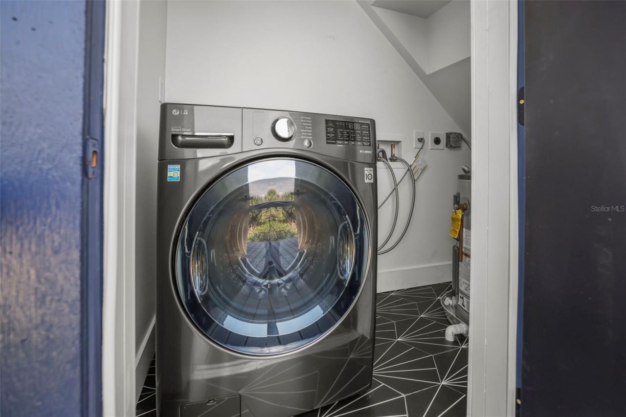 10701 Pine Island Drive, Weeki Wachee, FL 34607 Photo