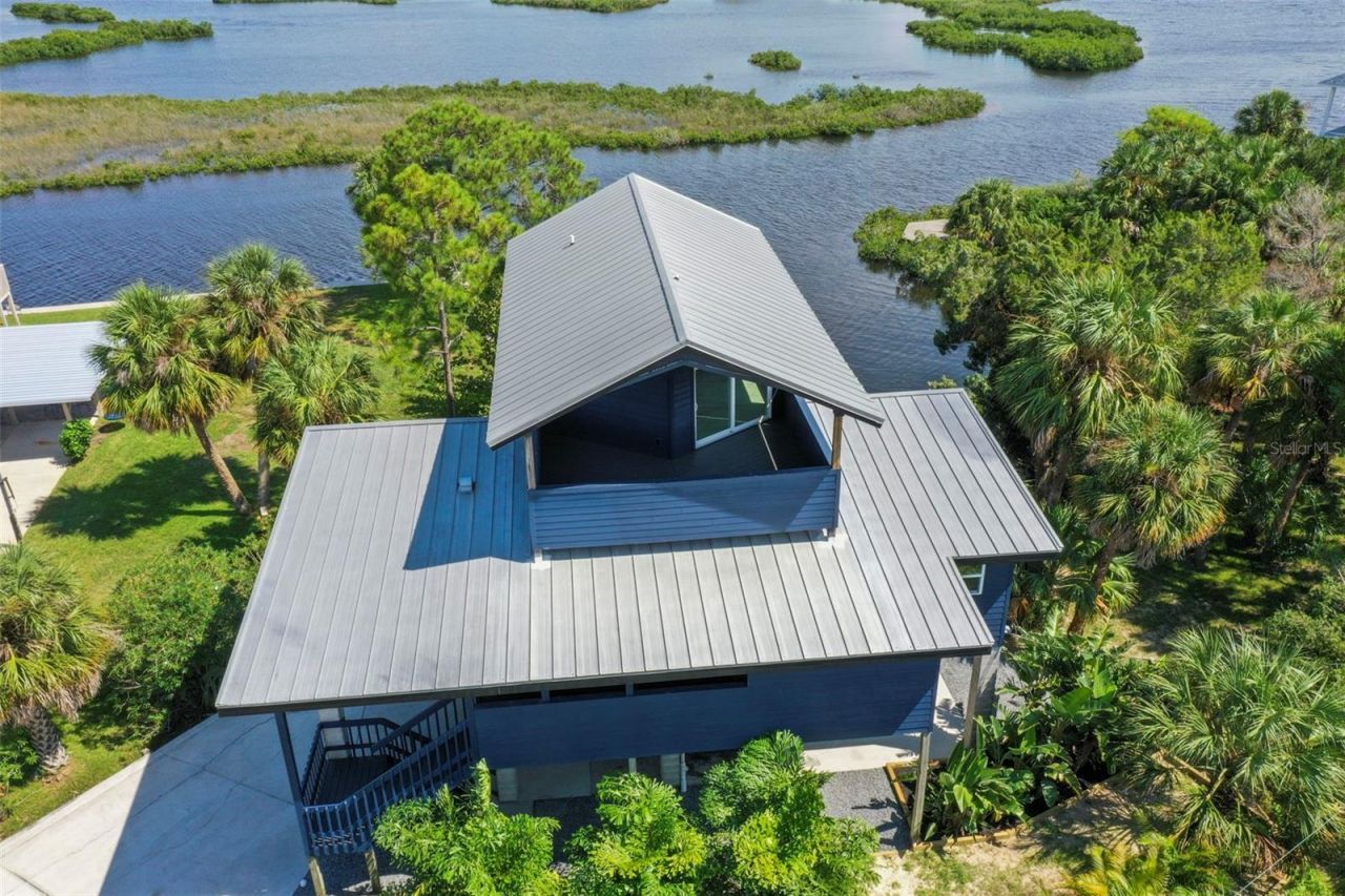 10701 Pine Island Drive, Weeki Wachee, FL 34607 Photo