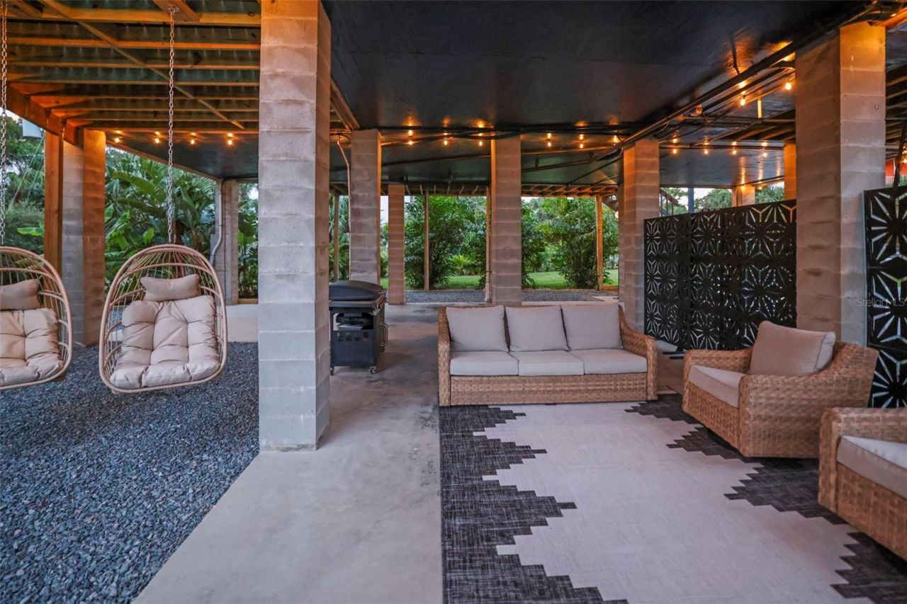 10701 Pine Island Drive, Weeki Wachee, FL 34607 Photo