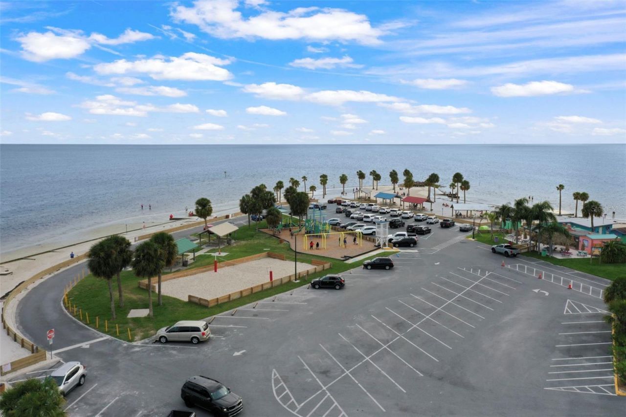 10701 Pine Island Drive, Weeki Wachee, FL 34607 Photo