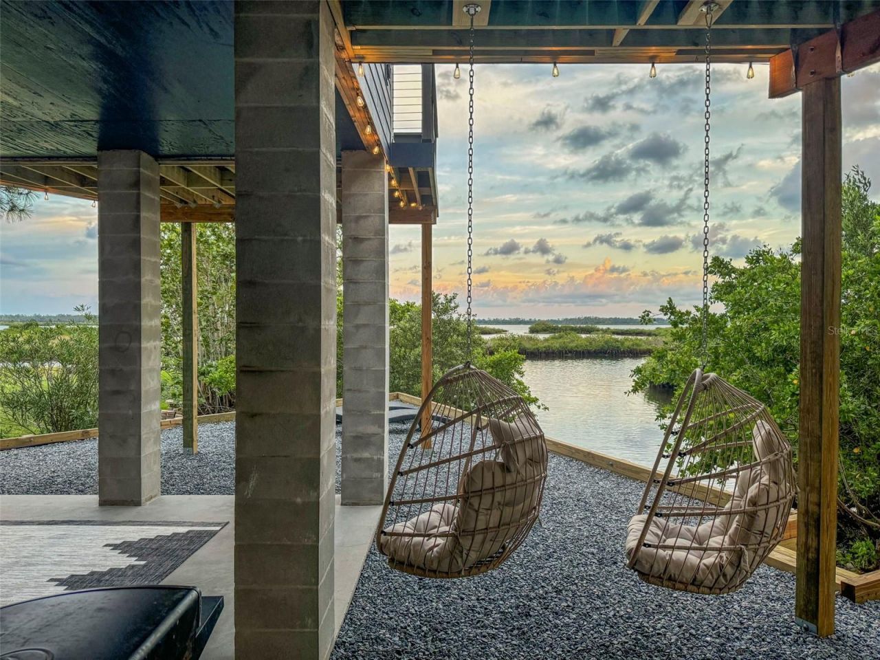 10701 Pine Island Drive, Weeki Wachee, FL 34607 Photo