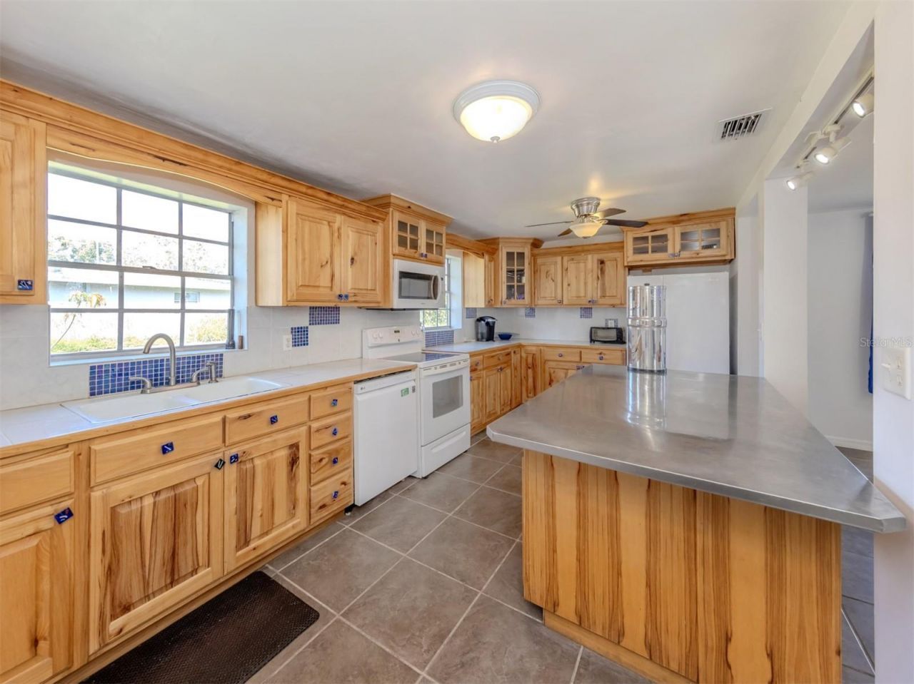 305 Chauncey Avenue, Bradenton, FL 34208 Photo