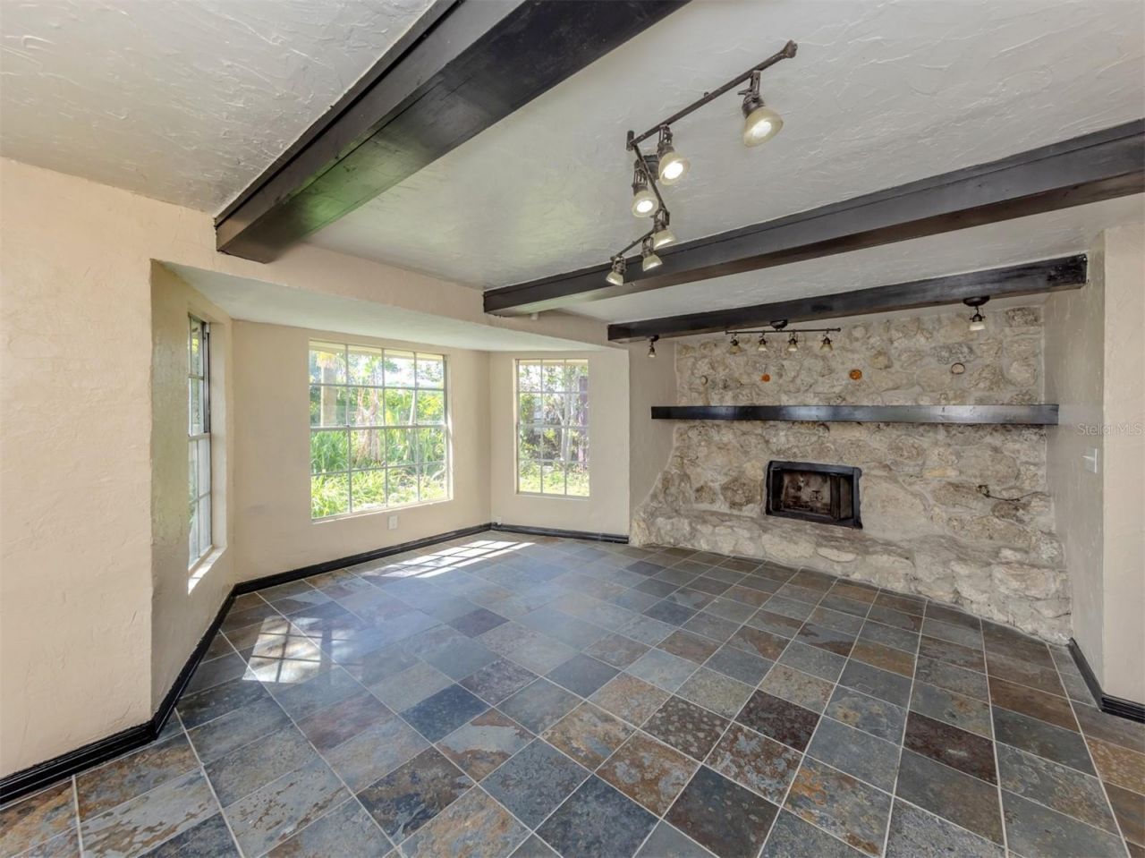 305 Chauncey Avenue, Bradenton, FL 34208 Photo