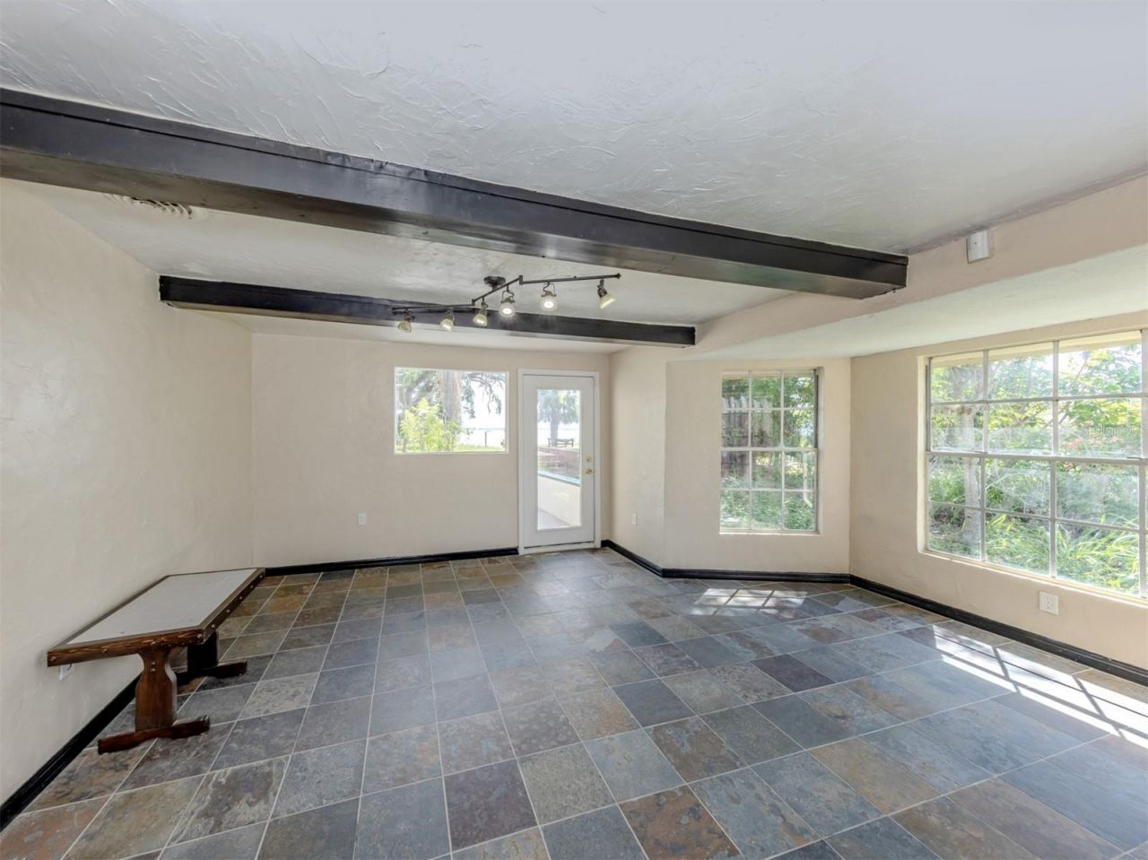 305 Chauncey Avenue, Bradenton, FL 34208 Photo