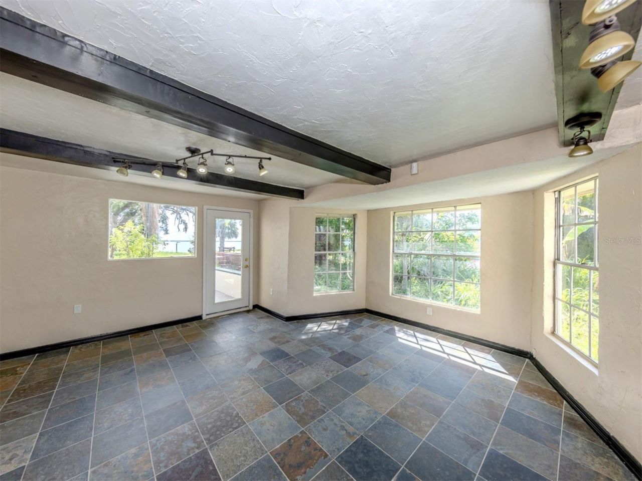 305 Chauncey Avenue, Bradenton, FL 34208 Photo