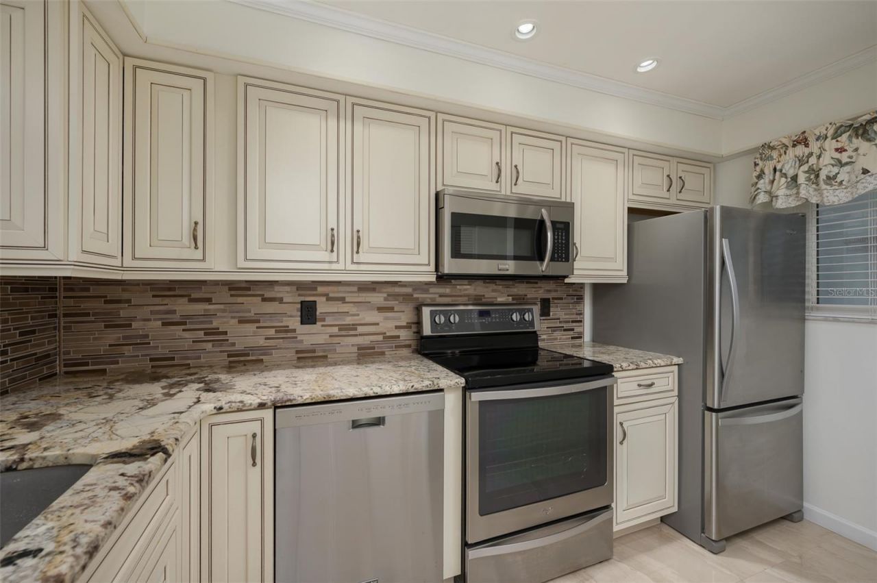 9011 Midnight Pass Road, Unit 228, Sarasota, FL 34242 Photo