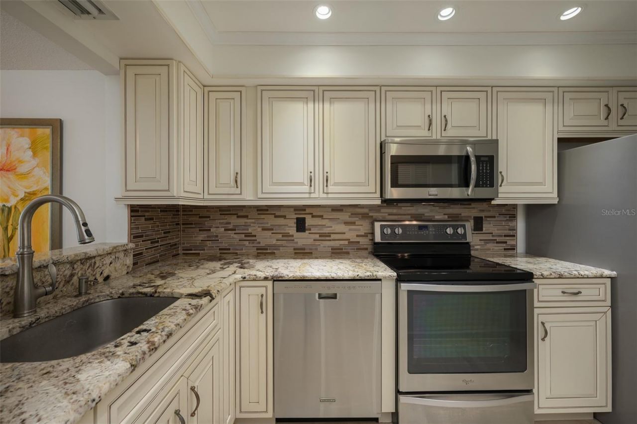 9011 Midnight Pass Road, Unit 228, Sarasota, FL 34242 Photo