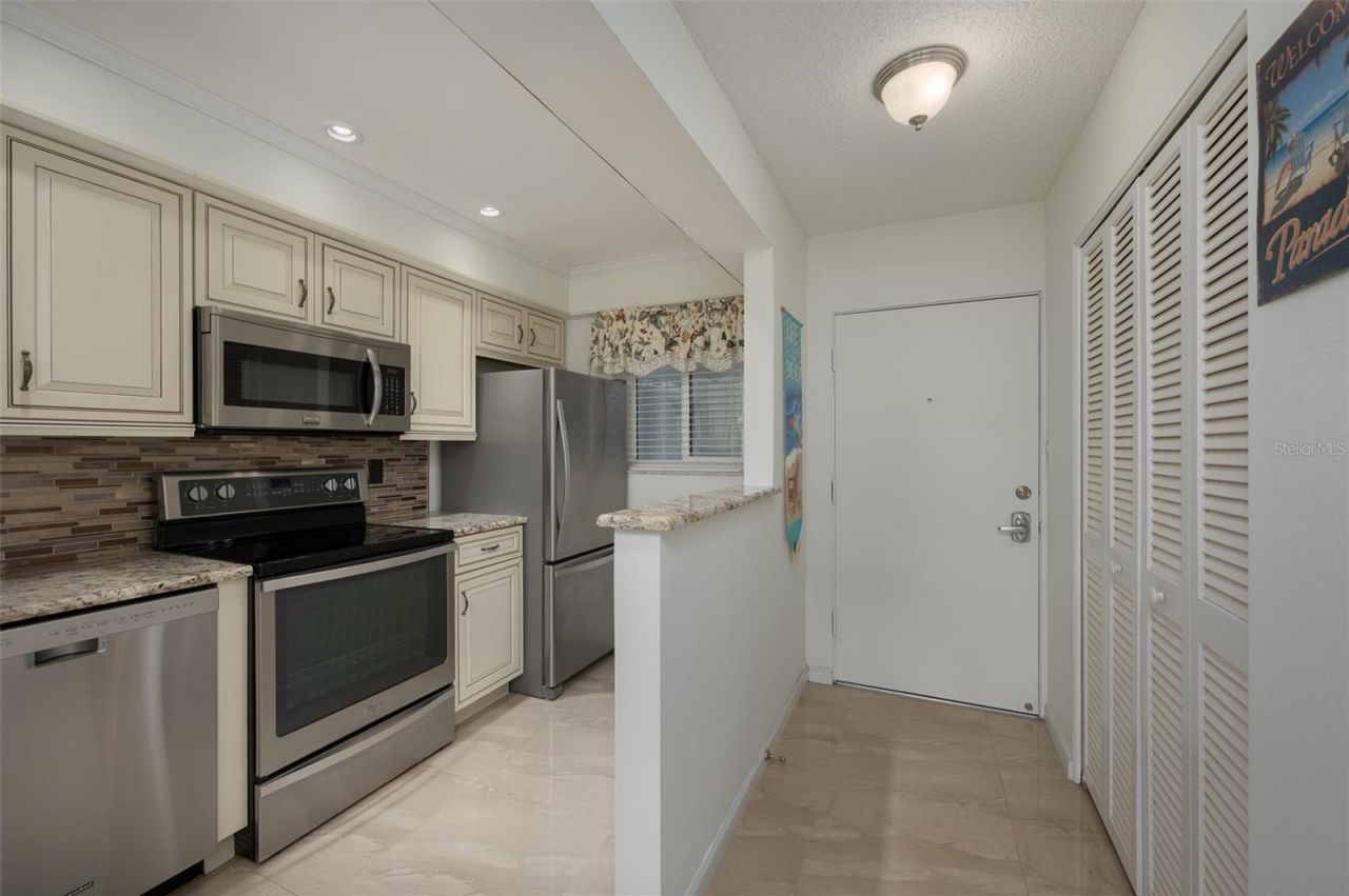 9011 Midnight Pass Road, Unit 228, Sarasota, FL 34242 Photo