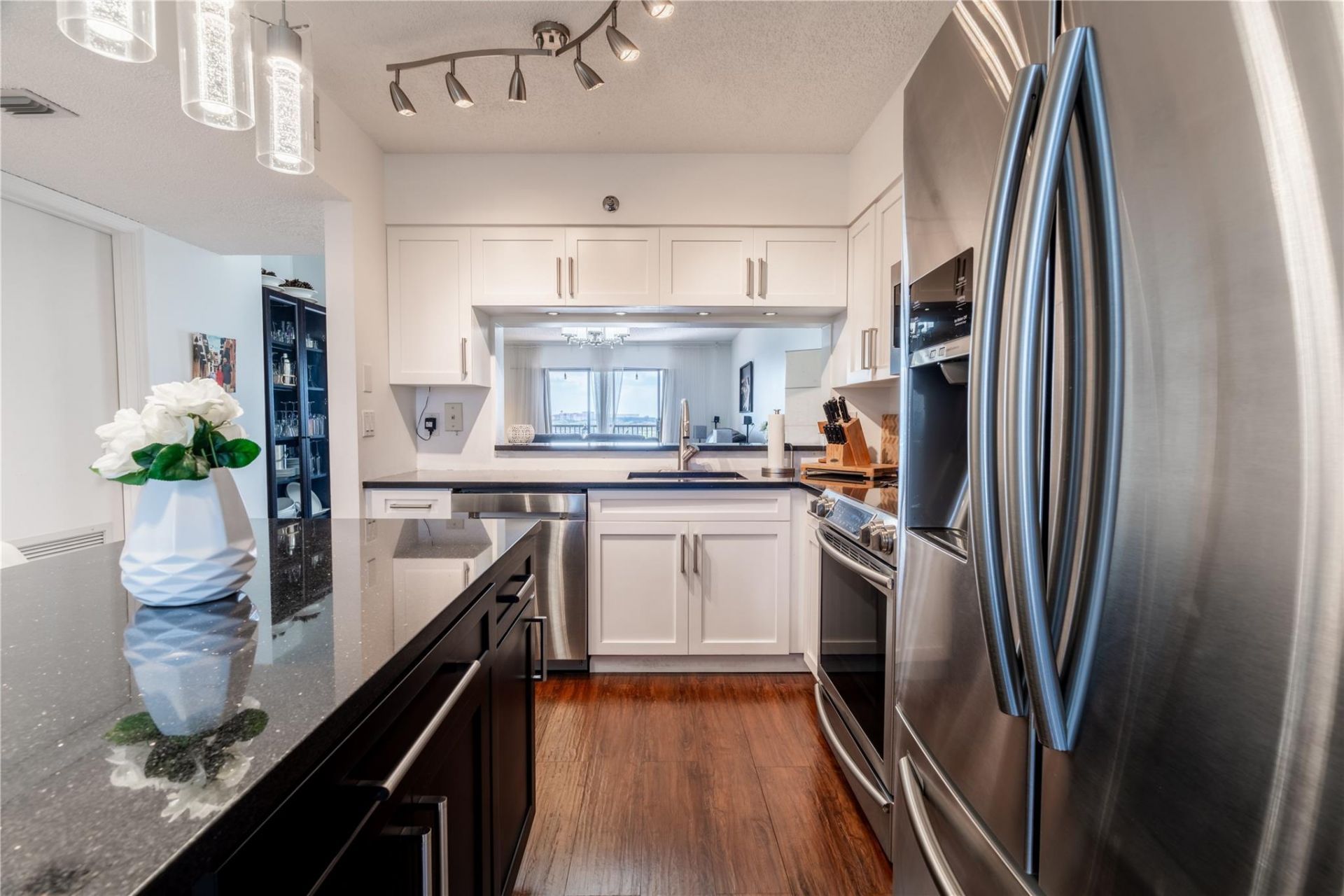 2206 S Cypress Bend Drive, Unit 803, Pompano Beach, FL 33069 Photo