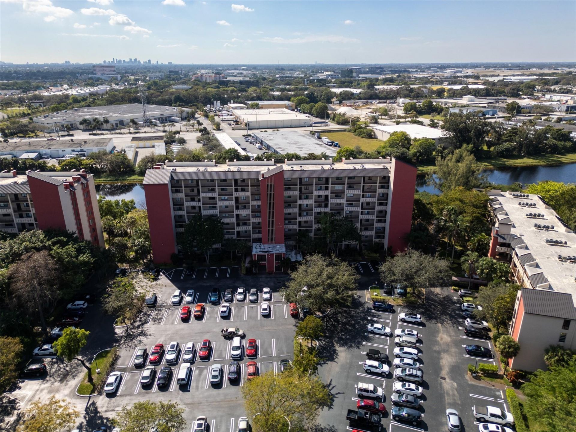 2206 S Cypress Bend Drive, Unit 803, Pompano Beach, FL 33069 Photo