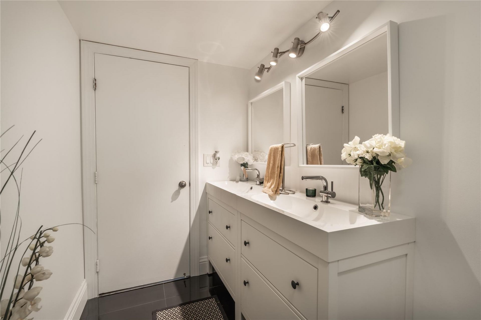 2206 S Cypress Bend Drive, Unit 803, Pompano Beach, FL 33069 Photo