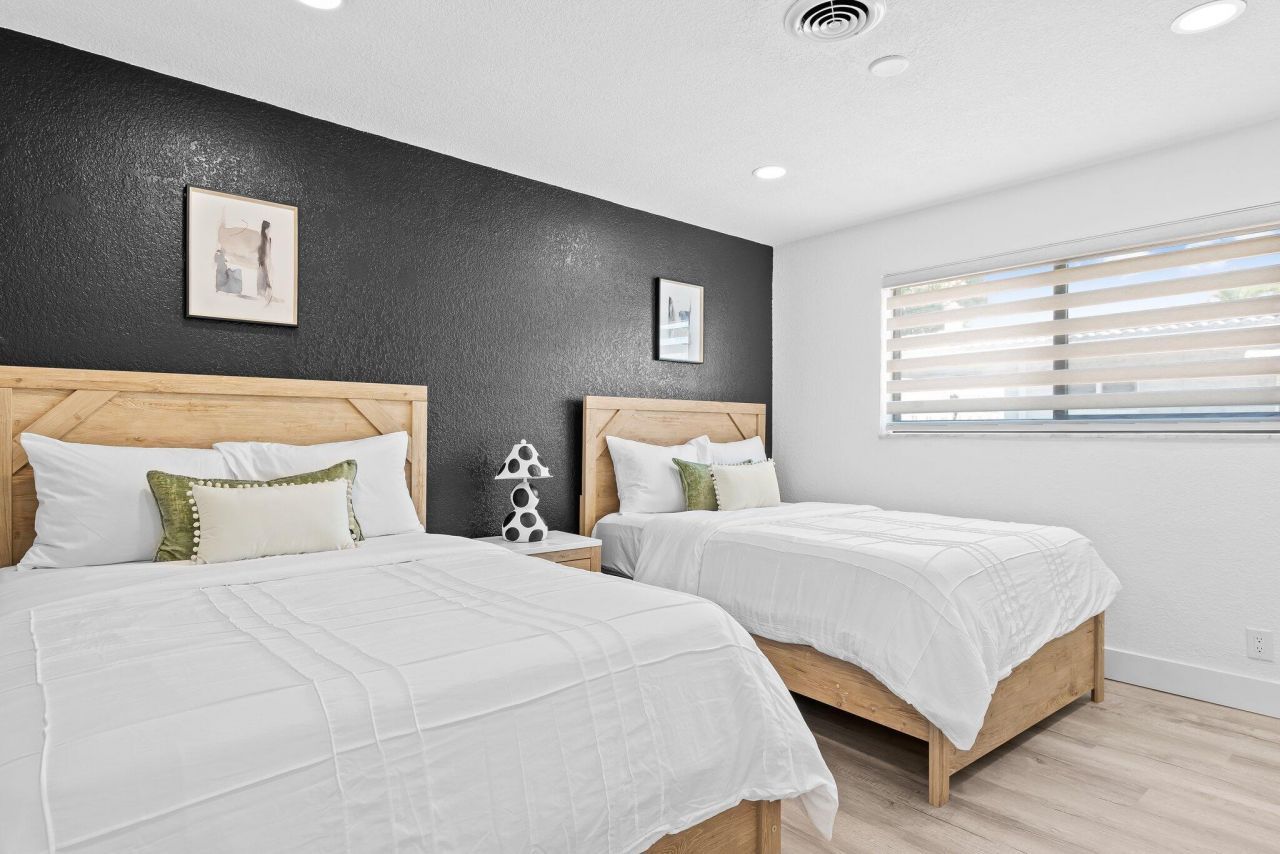 581 SE 5th Avenue, Pompano Beach, FL 33060 Photo