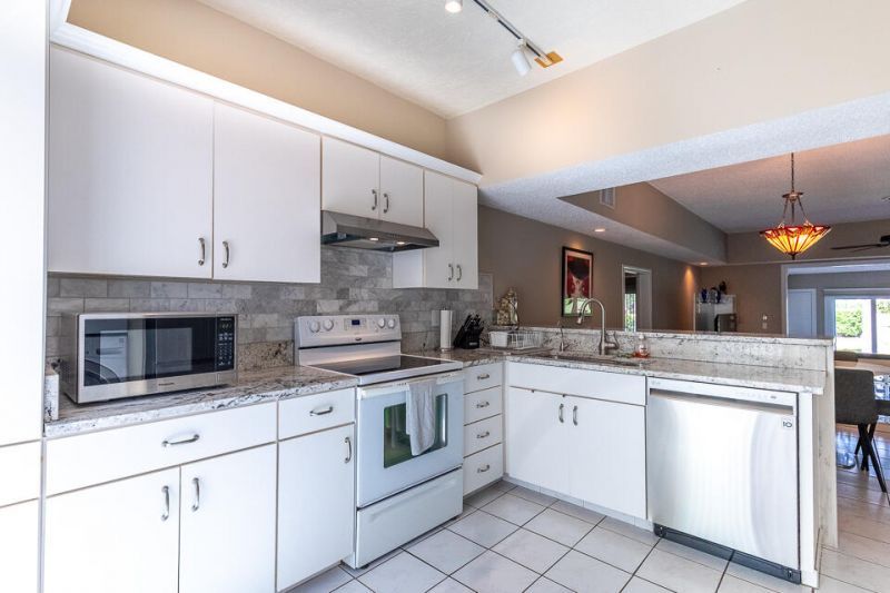 3320 SE Sandpiper Circle, Port Saint Lucie, FL 34952 Photo