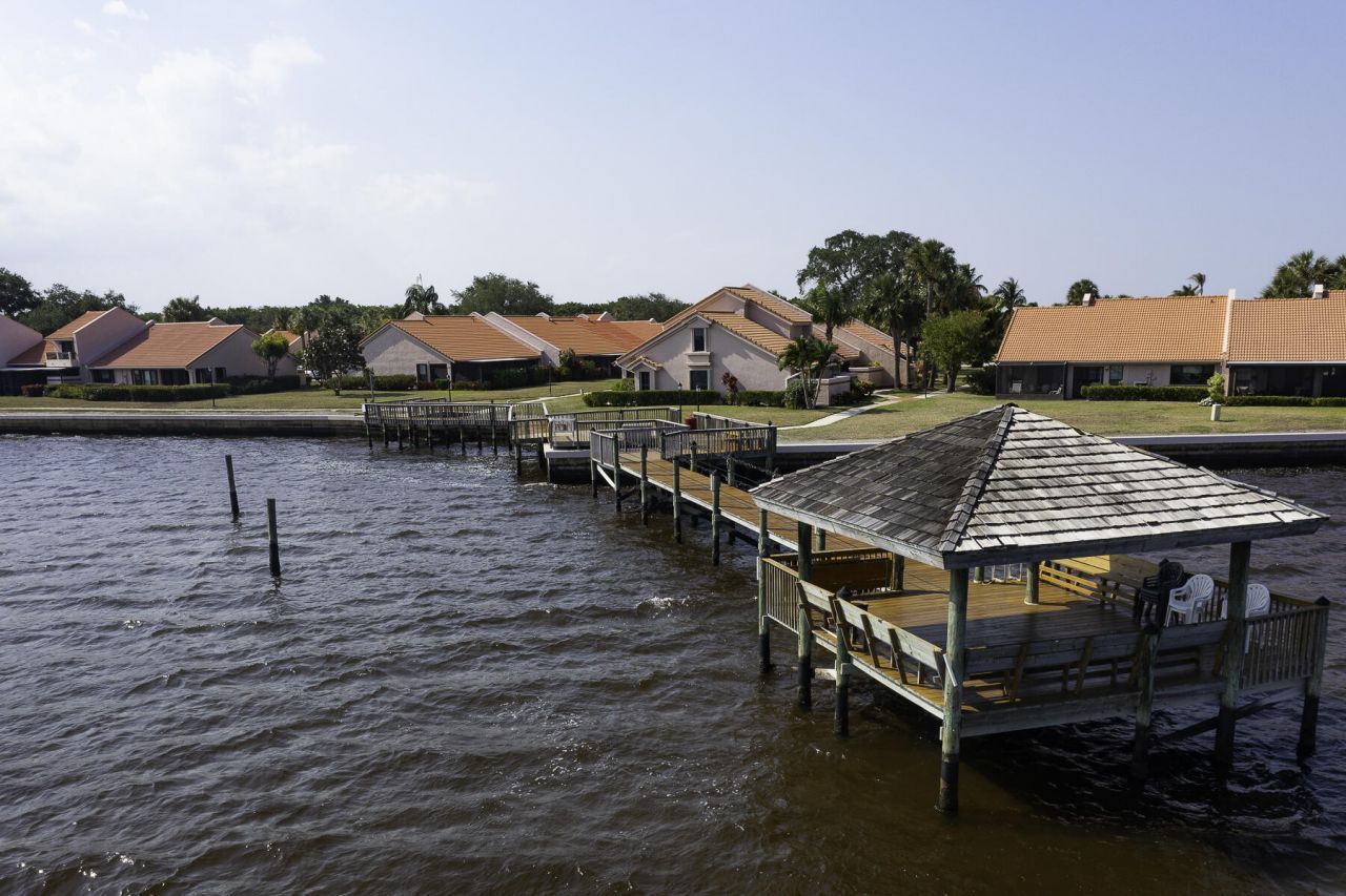 3320 SE Sandpiper Circle, Port Saint Lucie, FL 34952 Photo