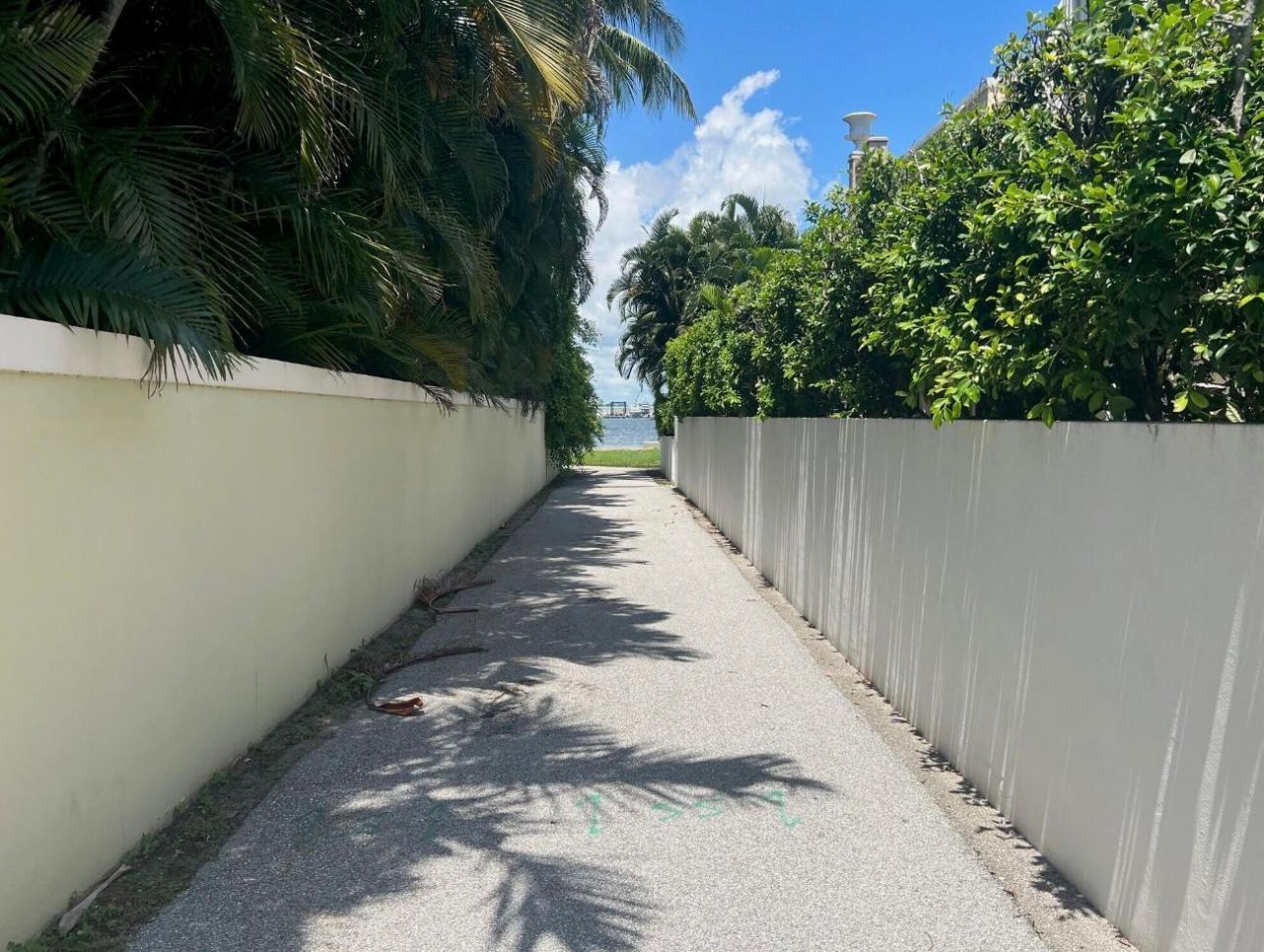 324 Eden Road, Palm Beach, FL 33480 Photo