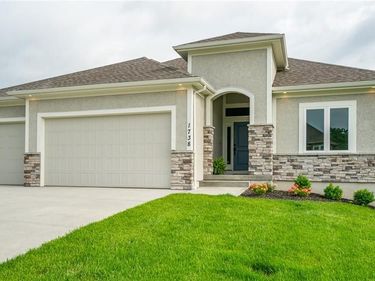 1609 NE Park Springs Terrace, Lee's Summit, MO 64064