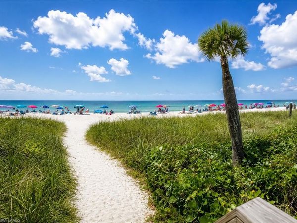 1200 Gulf Shore BLVD N, Unit 404, NAPLES, FL 34102