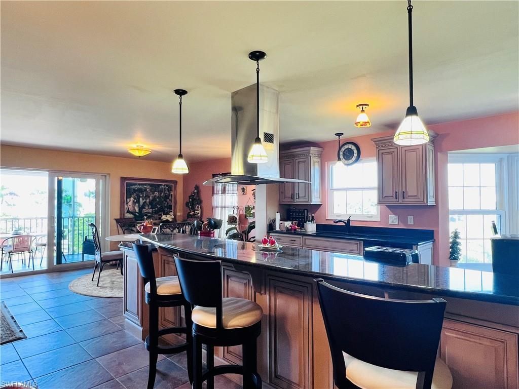 1200 Gulf Shore Blvd N, Unit 404, Naples, FL 34102 Photo